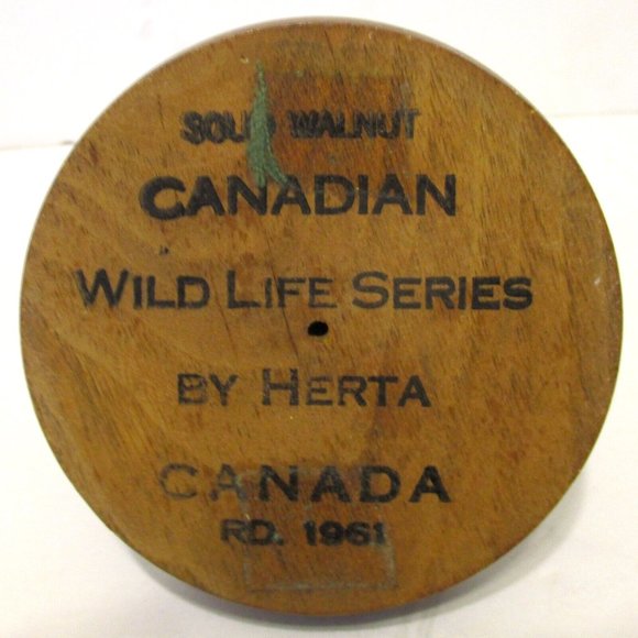 Solid Walnut Sculpture Canadian Wildlife Series by HERTA 6" Tall Black Bear - Picture 9 of 9